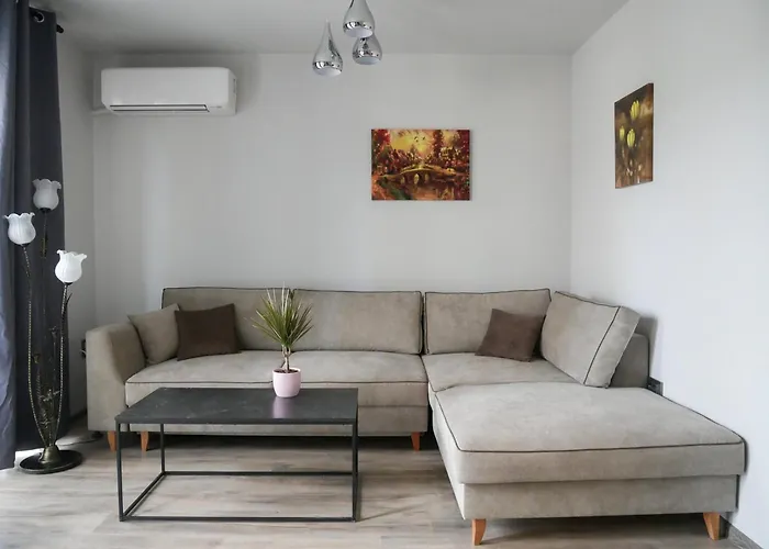 Altavista Mountain Apartment